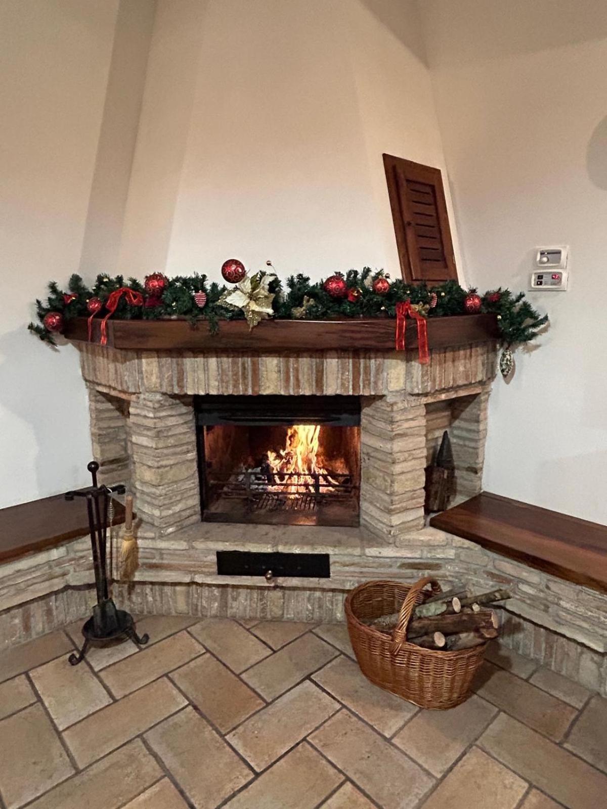 Agriturismo Casa Del Nonno Valfabbrica Eksteriør bilde