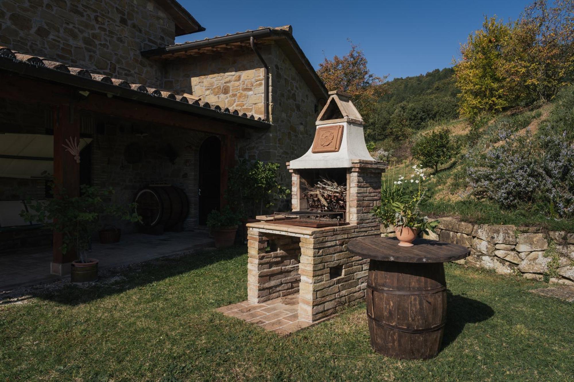 Agriturismo Casa Del Nonno Valfabbrica Eksteriør bilde