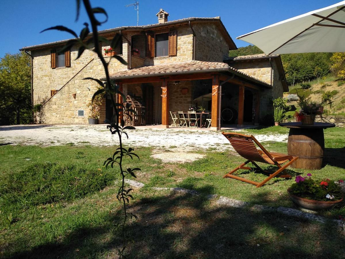 Agriturismo Casa Del Nonno Valfabbrica Eksteriør bilde